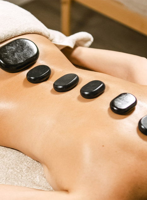 Massaggio con pietre calde di Chackra