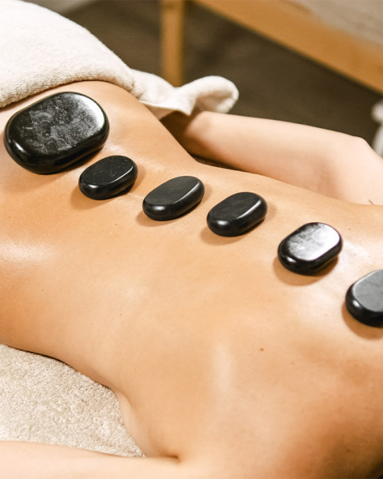 Massaggio con pietre calde di Chackra