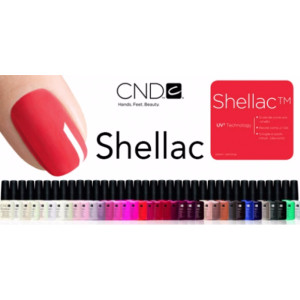 APPLICAZIONE SMALTO SHELLAC